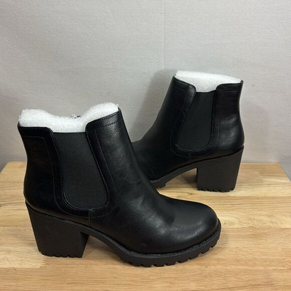 Sun + Stone Women's Morghan Lug Sole Block-Heel Booties, Black Size 8 M NIB - Picture 5 of 8